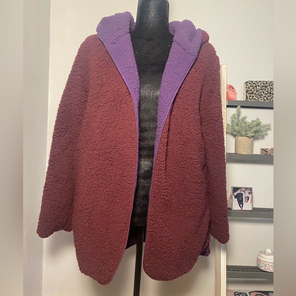 NWT Orban Outfitters reversible Sherpa Teddy Jacket (XS/S)